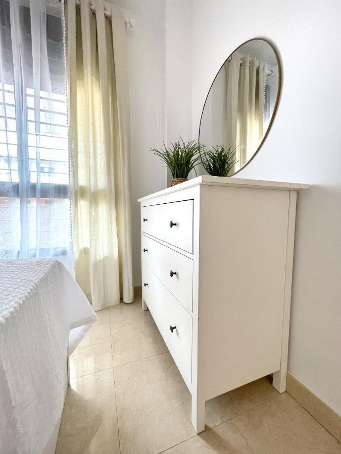 Gatu El Arrecife - Apartamento A 2 Minutos De La Playa En El Puerto De Santamaria , Preferente Mayores De 25 Anos Y Familias El Puerto de Santa María Esterno foto
